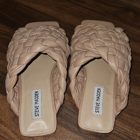 Steve Madden Women's Beige Braided Sandals - Picture 7 of 9